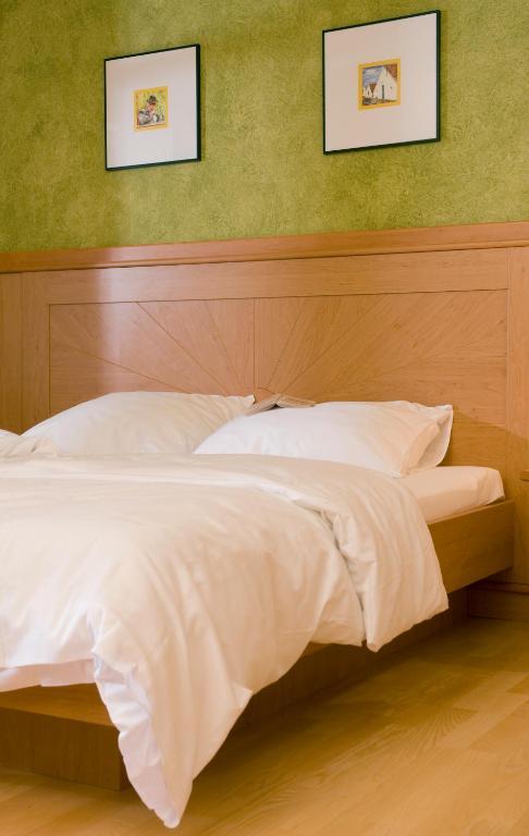 Hotel Neustifter Poysdorf Rum bild